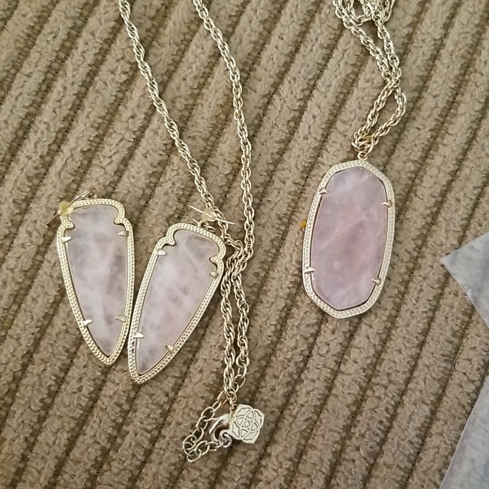 Kendra Scott set